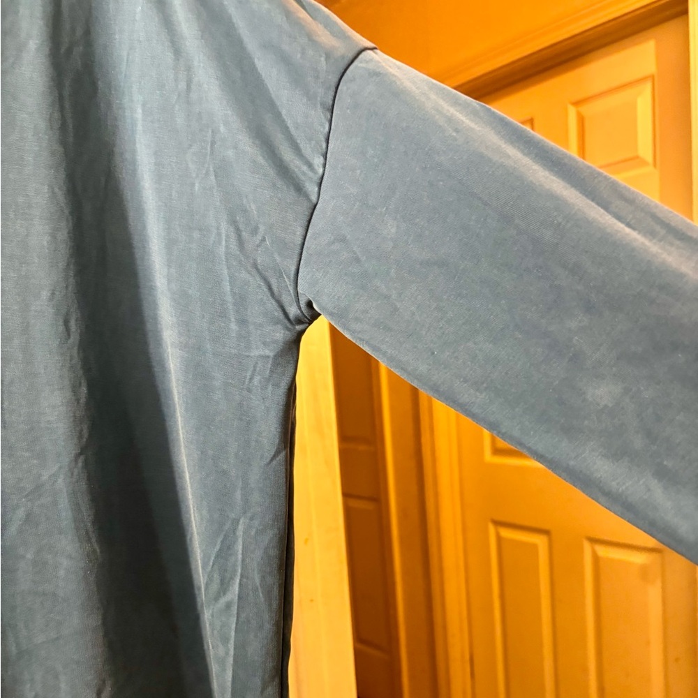 DKNY Teal Long-Sleeve Relaxed Pullover Round Neckline Deep V Cutout in Back - Picture 13 of 17